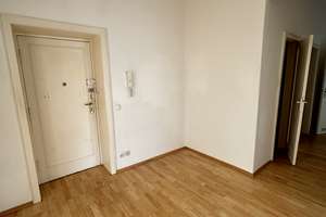 Sofort verfügbare 3-Zimmer-Wohnung im 3. Obergeschoss am Strausberger Platz – Die vollständige Adresse der Immobilie erhältst du vom Anbieter., 10243 Friedrichshain, Berlin – Vorschaubild 7