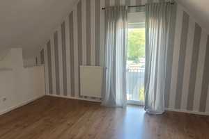 Diese Doppelhaushälfte wird mit Einbauküche und einem 5,50 m Schrank vermietet. – Duisburg – Vorschaubild 18