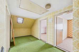 Handwerker aufgepasst! | Sanierungsbedürftiges EFH mit praktischem Grundriss | Ruhige Lage – Die vollständige Adresse der Immobilie erhältst du vom Anbieter., 74850 Schefflenz – Vorschaubild 12