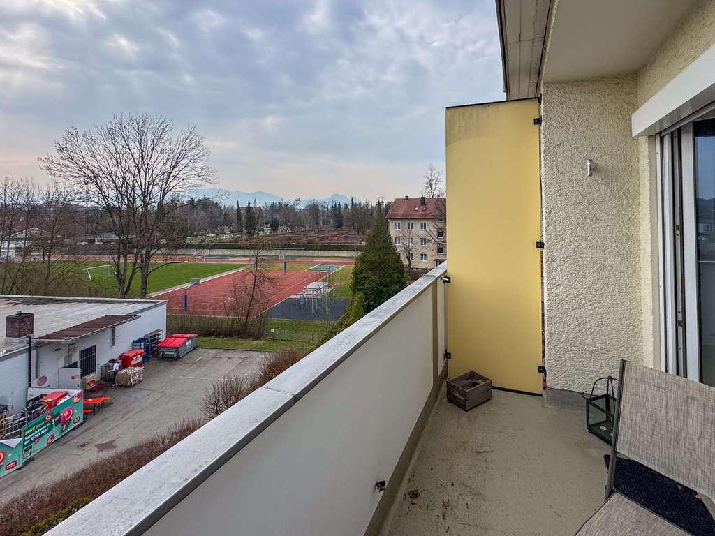 Immobilie in Rosenheim - Ideale 2-Zimmer-Wohnung in bester Rosenheimer Stadtlage auf Erbpachtgrundstück - Bild 2