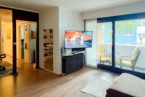 PERFEKTE "ECKDATEN": 3 Zi., 2 Bäder, Balkon, Abstellkammer, Garage! Top Anbindung zu allen Hotspots