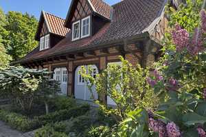 Idyllisches und exklusives Einfamilienhaus in Nienburg! – Nienburg (Weser) (Kreis) – Vorschaubild 1