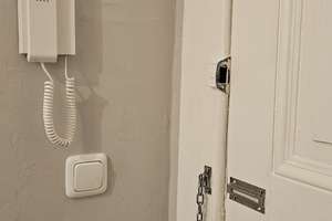 FREI, RUHIG, RENOVIERT, MAKLERFREI, 42qm. Selbst nutzen oder vermieten in Mitte: Moabit – Beusselstr. 8b, 10553 Moabit, Berlin – Vorschaubild 8