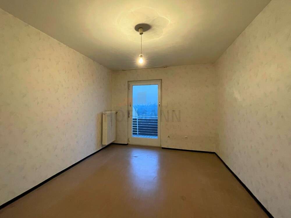 Immobilie in Dittelbrunn - Freiraum-Traum in Dittelbrunn: Charmantes Haus, Garten-Oase & Garage. Viel Platz zum Leben&Genießen! - Bild 9