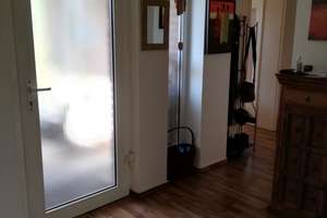 Kleine Doppelhaushälfte mit Sonnengarten in guter Lage – 40468 Unterrath, Düsseldorf – Vorschaubild 2