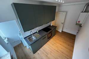 Kernsarnierte 2-Zimmer-Wohnung, teilmöbliert, gehobener Innenausstattung mit Balkon, EBK in Würzburg – Obere Johannitergasse 2, 97076 Würzburg – Vorschaubild 3