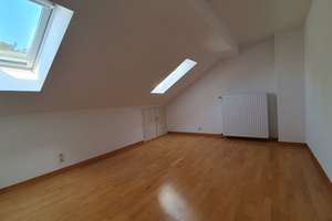 Stilvolle 2-Raum-DG-Wohnung in Düsseldorf-Wersten – Curieweg 30, 40591 Wersten, Düsseldorf – Vorschaubild 8