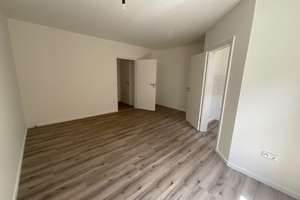 Tolle 1-Zimmer-Wohnung mit Südbalkon – Die vollständige Adresse der Immobilie erhältst du vom Anbieter., 86199 Göggingen-Nordwest, Augsburg – Vorschaubild 4