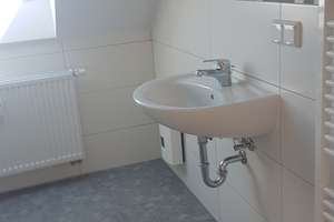 Hochwertig sanierte Zwei-Zimmer-Dachgeschosswohnung in zentraler Lage – Bahnhofstr. 24c, 6406 Bernburg (Saale) – Vorschaubild 5