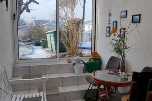 Wohnzimmer mit Echtholzparkett, Kamin, viel Platz und Gemütlichkeit – Schützenstraße  30, 17309 Pasewalk – Vorschaubild 11