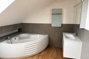 160 m² Maisonette-Wohnung mit Balkon, 2 Bädern & hochwertiger Küche in Mittel-Gründau – Die vollständige Adresse der Immobilie erhältst du vom Anbieter., 63584 Gründau – Vorschaubild 12