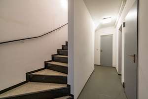 Bad Homburg: Reihenmittelhaus - Raumwunder mit kleinem Garten und 2 Stellplätzen  – Die vollständige Adresse der Immobilie erhältst du vom Anbieter., 61350 Bad Homburg vor der Höhe – Vorschaubild 17