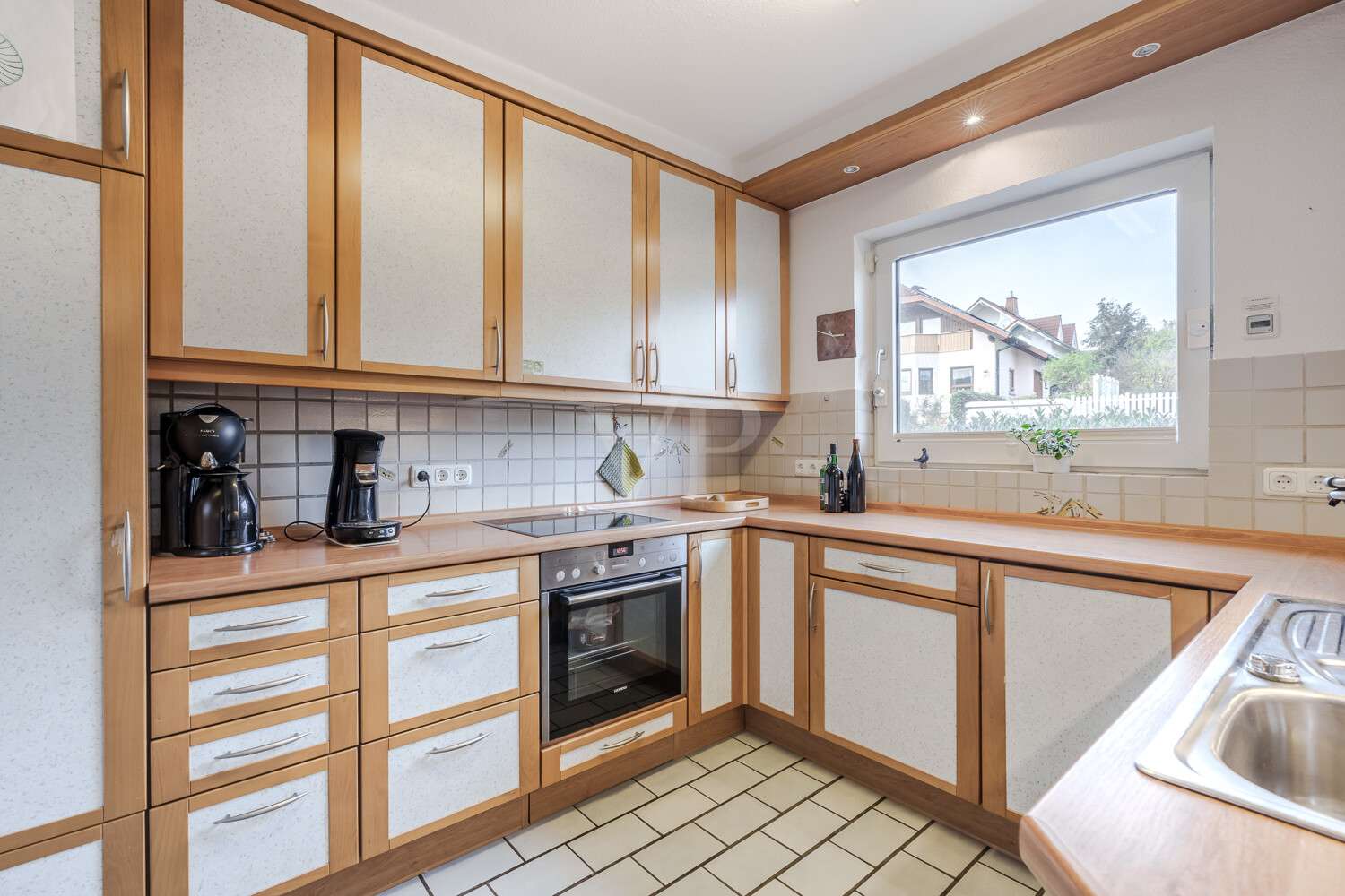 Immobilie in Usingen - Bungalow - Wohnen auf einer Ebene und viel Platz im Einliegerbereich für Hobby, Gäste oder Büro. - Bild 12