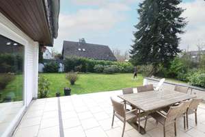 Großzügiges Ein- bis Zweifamilienhaus mit Doppelgarage in bester Lage der Solinger-S – Die vollständige Adresse der Immobilie erhältst du vom Anbieter., 42657 Burg/Höhscheid, Solingen – Vorschaubild 4