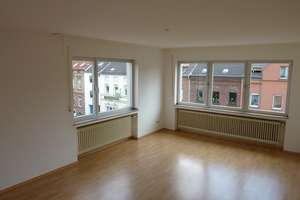 Zuhause mit 3 Zimmern und Balkon in Düren