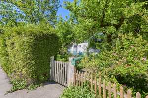 Idyllisches Traumhaus im Grünen – inklusive großem Grundstück – München – Vorschaubild 4