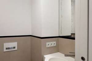 Moderne 2-Zimmer-Wohnung mit Concierge und französischen Balkonen – nur wenige Schritte zum Ku’damm – Lietzenburger Str. 101, 10707 Wilmersdorf, Berlin – Vorschaubild 26