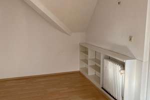 Gemütliche 3-Zimmer-Dachgeschosswohnung mit Sonnenterrasse in ruhiger Lage von Köln-Dellbrück! – Kräuterweg 12, 51069 Dellbrück, Köln – Vorschaubild 4