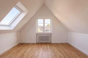 Maisonette Wohnung mit Loggia in Köln Nippes – Die vollständige Adresse der Immobilie erhältst du vom Anbieter., 50733 Nippes (Ortsteil), Köln – Vorschaubild 4