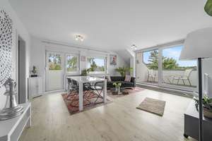 Helle, attraktive 3,5-Zi, große SW-Loggia, modern möbliert mit EBK, ruhig, renoviert, befristet – Auf dem Dudel 24, 47228 Bergheim, Duisburg – Vorschaubild 8