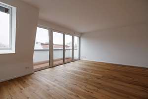 Wohnen über den Dächern Leipzigs - traumhafte 3-Raum-Wohnung in Zentrum-Süd - Erstbezug