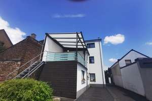 Altbau 3-Zimmer-Maisonette-Wohnung in köln Westhoven