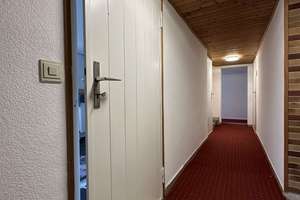 Katip | Top-Angebot in Aindling: Hochwertig saniertes Einfamilienhaus mit Grundstück – Die vollständige Adresse der Immobilie erhältst du vom Anbieter., 86447 Aindling – Vorschaubild 112