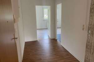 Gemütliche 3-Zimmer-Wohnung am Stadtrand von Neustadt, idyllisch im Grünen mit Loggia und Mieterlass – Alfred-Brehm-Weg 9, 6122 Nördliche Neustadt, Halle (Saale) – Vorschaubild 7
