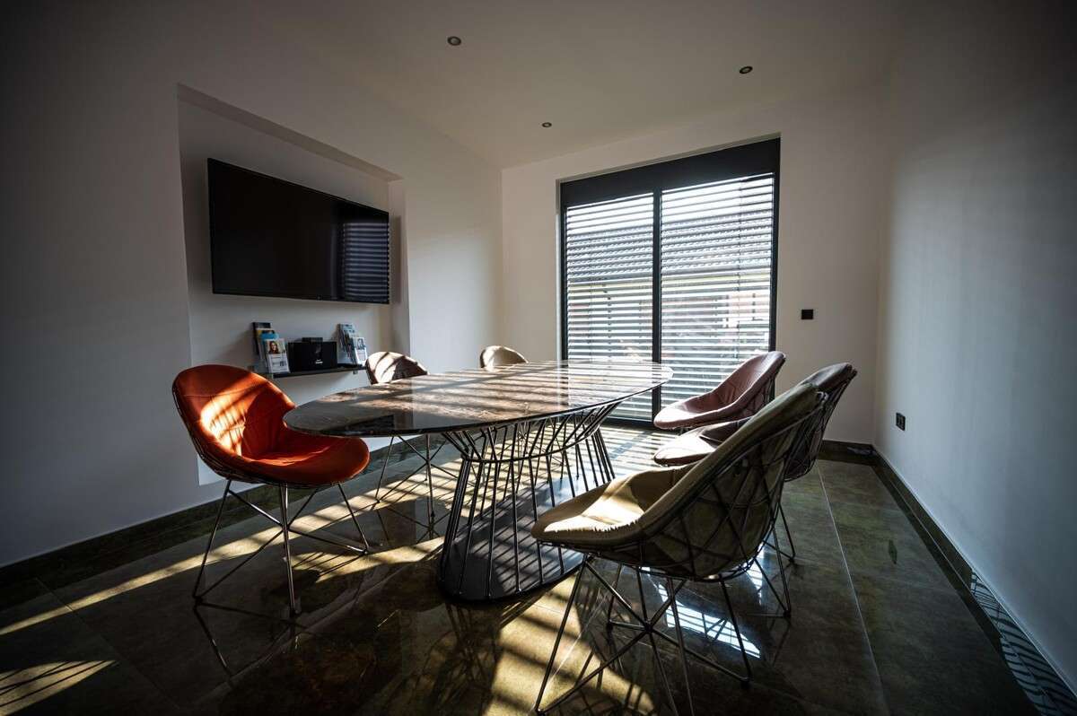 Immobilie in Plankstadt - Großzügiges, sehr schönes Familienhaus mit Garten - Bild 15