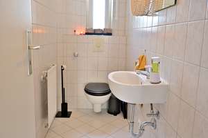 Gemütliche 2-Zi.-Whg., Parkett, Bad/Wanne, WC extra, 3.OG – Sandrartstr. 47, 90419 St. Johannis, Nürnberg – Vorschaubild 4