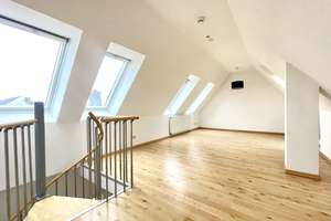 Modernes Wohnen über den Dächern der Oststadt – stilvolle Maisonette mit besonderem Charme! – Die vollständige Adresse der Immobilie erhältst du vom Anbieter., 30161 Mitte (Ortsteil), Hannover – Vorschaubild 1
