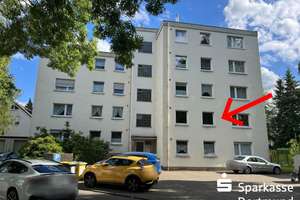 Modernisiert, gepflegt, Loggia und bezugsfrei... 