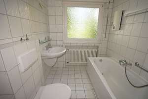 3-Zimmerwohnung mit Westterrasse, Gartenanteil und Tiefgaragenstellplatz in Lev.-Steinbüchel – Die vollständige Adresse der Immobilie erhältst du vom Anbieter., 51377 Steinbüchel, Leverkusen – Vorschaubild 9