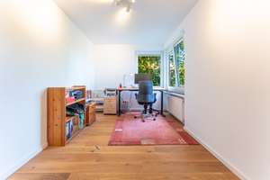 Hochwertig kernsanierte 3-Zimmer-Wohnung mit zwei Balkonen und Garage am Mulang – 34131 Bad Wilhelmshöhe, Kassel – Vorschaubild 6