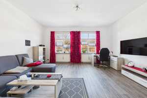 „VIELSEITIG NUTZBARES ANWESEN AM SCHEUNENVIERTEL – CHARME, KOMFORT & 90 M² AUSBAURESERVE!“ – Oberhavel (Kreis) – Vorschaubild 7