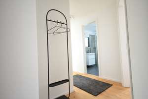 Sonnige 3-Zi-Komfort-Wohung mit großem Balkon u. EBK ! – 40210 Stadtmitte, Düsseldorf – Vorschaubild 8