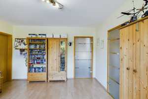 Modernisiertes und äußerst gepflegtes Einfamilienhaus mit Einliegerwohnung in  Zülpich - Bürvenich. – Eldernstraße 34, 53909 Euskirchen (Kreis) – Vorschaubild 21