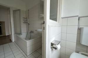 Befristung! 3-Zimmer-Wohnung mit großem Balkon und Garten + EBK – Die vollständige Adresse der Immobilie erhältst du vom Anbieter., 70374 Im Geiger, Stuttgart – Vorschaubild 3