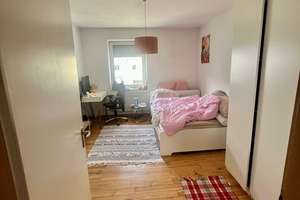 2-room apartment with huge kitchen fully furnished in Munich – Kantstraße 17, 80807 Milbertshofen, München – Vorschaubild 1