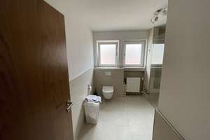 Einziehen und wohlfühlen – renovierte 4-Zimmer-Wohnung mit großem Balkon, EBK und Stellplatz – Die vollständige Adresse der Immobilie erhältst du vom Anbieter., 76547 Sinzheim – Vorschaubild 24