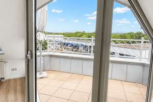 Lichtdurchflutete 3-Zimmer-Dachgeschosswohnung mit zwei Balkonen in Saarbrücken – Koßmannstraße 42, 42a, 66119 Sankt Arnual, Saarbrücken – Vorschaubild 4