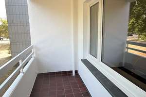 Geräumige 3 Zimmerwohnung mit Balkon - frisch saniert!!