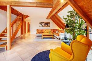 Trudering: 3,5-Zimmer Maisonette-Dachgeschosswohnung mit perfekter Raumaufteilung und Balkon -frei – Die vollständige Adresse der Immobilie erhältst du vom Anbieter., 81825 Berg am Laim Ost, München – Vorschaubild 2