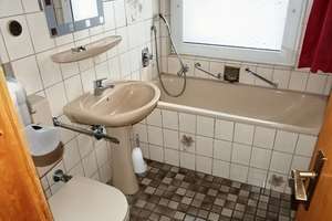 3 - Zimmer Eigentumswohnung
in Bielefeld-Sennestadt – Die vollständige Adresse der Immobilie erhältst du vom Anbieter., 33689 Sennestadt, Bielefeld – Vorschaubild 7