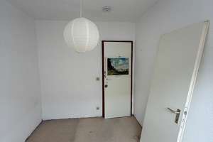 Top geschnittene 4 Zi Wohnung mit Aufzug und Balkon, Nähe UKE und Beiersdorf, zum Selbstgestalten – Die vollständige Adresse der Immobilie erhältst du vom Anbieter., 22529 Lokstedt, Hamburg – Vorschaubild 6
