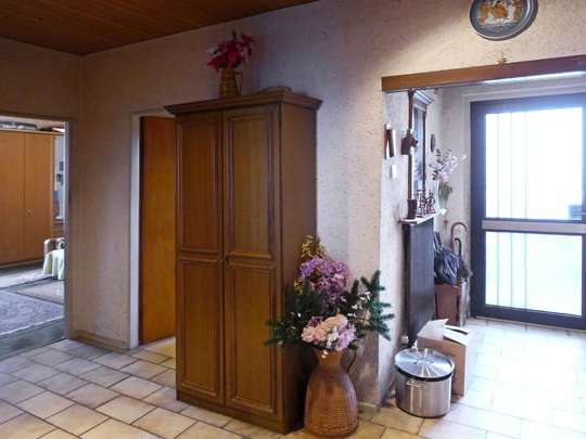 Sanierungsbedürftiger Winkelbungalow im Rudower Blumenviertel - Bild 7