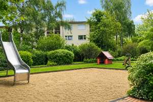 Bezugsfreie Wohnung in grüner Wohnlage von Steglitz: Perfekter Grundriss mit sonnigem Balkon! – Leonorenstraße 20, 12247 Lankwitz, Berlin – Vorschaubild 10