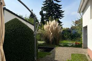 Vielseitiges Zweifamilienhaus mit schönem Garten und Entwicklungspotenzial in Ludwigshafen-Maudach – 67067 Maudach, Ludwigshafen am Rhein – Vorschaubild 2