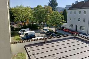 2-Zimmer Wohnung in Milbertshofen mit grosser Wohnküche und Loggia  – Die vollständige Adresse der Immobilie erhältst du vom Anbieter., 80809 Milbertshofen, München – Vorschaubild 2
