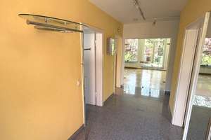 Charmantes Reihenhaus mit Süd-West-Terrasse in exklusiver Lage – Die vollständige Adresse der Immobilie erhältst du vom Anbieter., 42369 Ronsdorf, Wuppertal – Vorschaubild 2